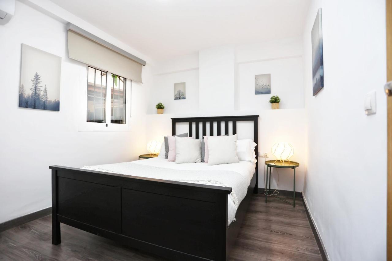 Holidays2Malaga Goya - Zona Huelin & 500 Mts De La Playa Apartment Exterior foto
