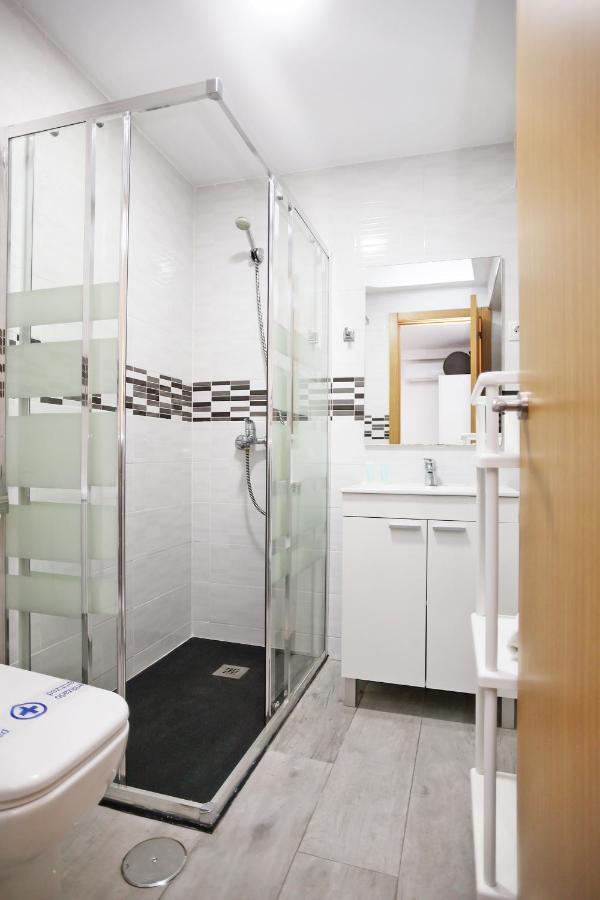 Holidays2Malaga Goya - Zona Huelin & 500 Mts De La Playa Apartment Exterior foto