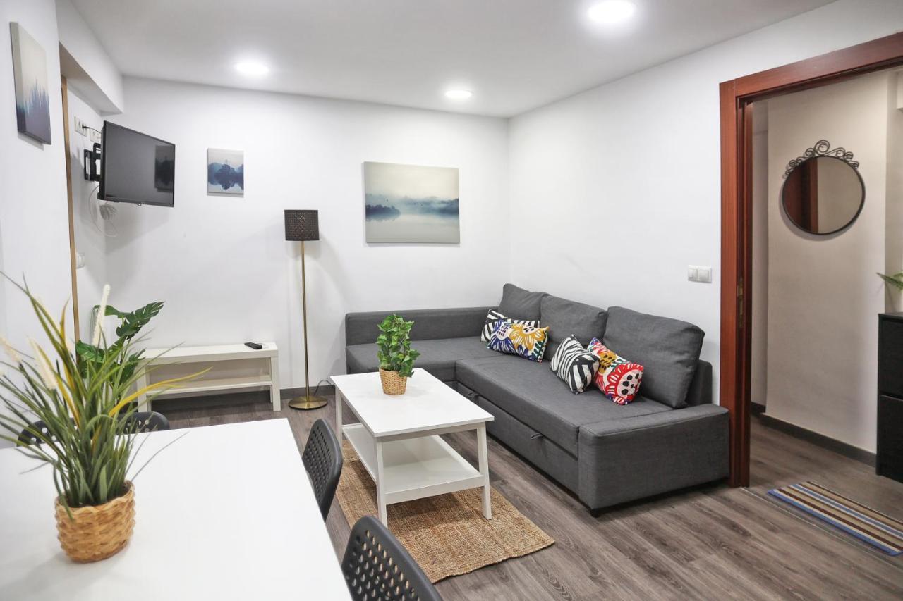 Holidays2Malaga Goya - Zona Huelin & 500 Mts De La Playa Apartment Exterior foto