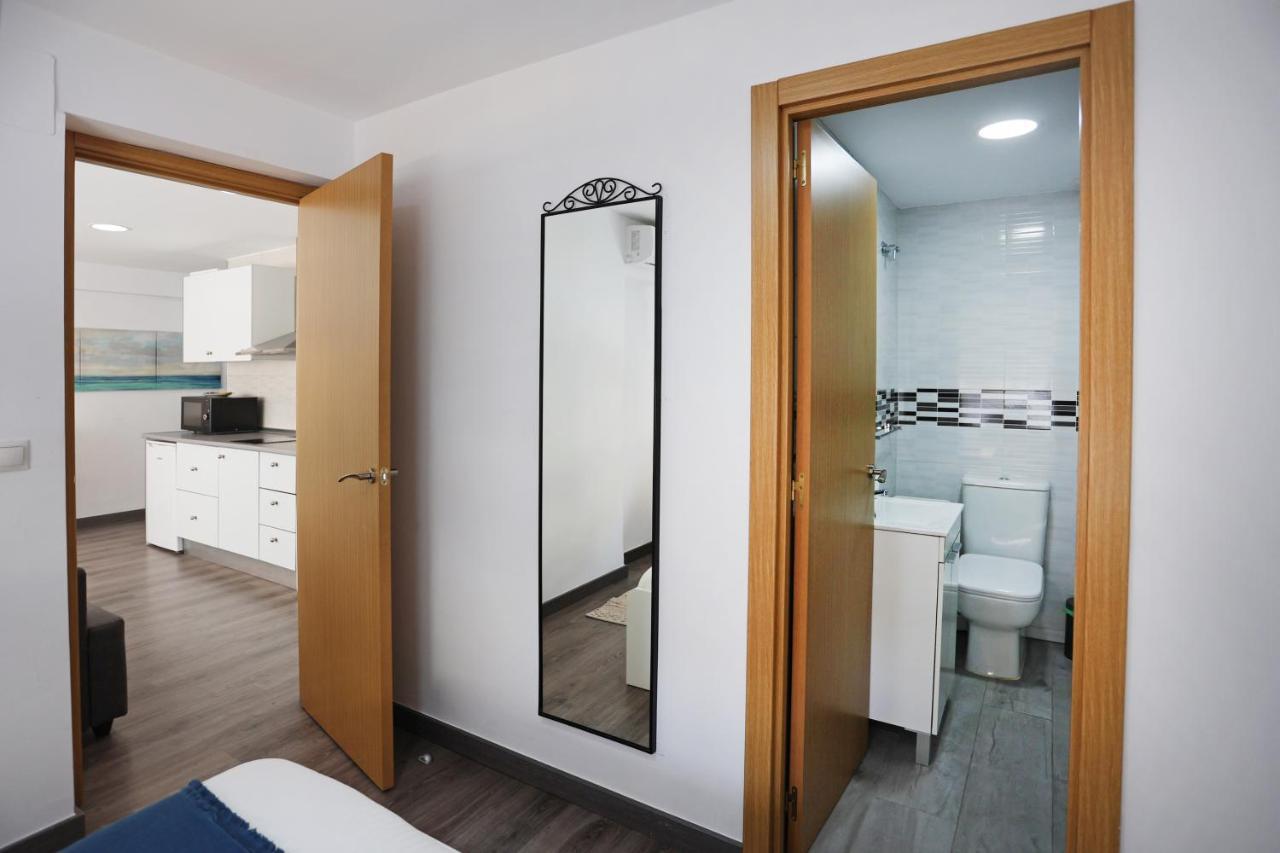 Holidays2Malaga Goya - Zona Huelin & 500 Mts De La Playa Apartment Exterior foto