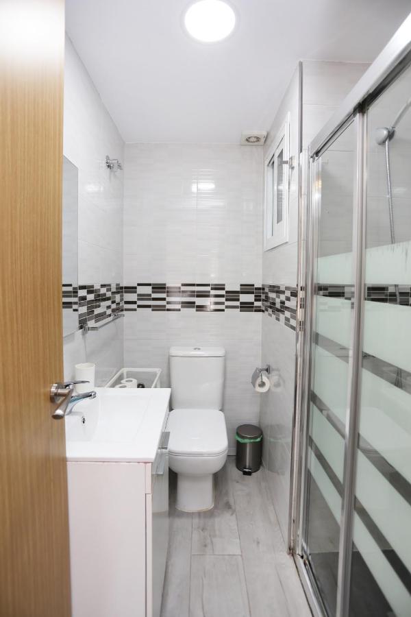 Holidays2Malaga Goya - Zona Huelin & 500 Mts De La Playa Apartment Exterior foto